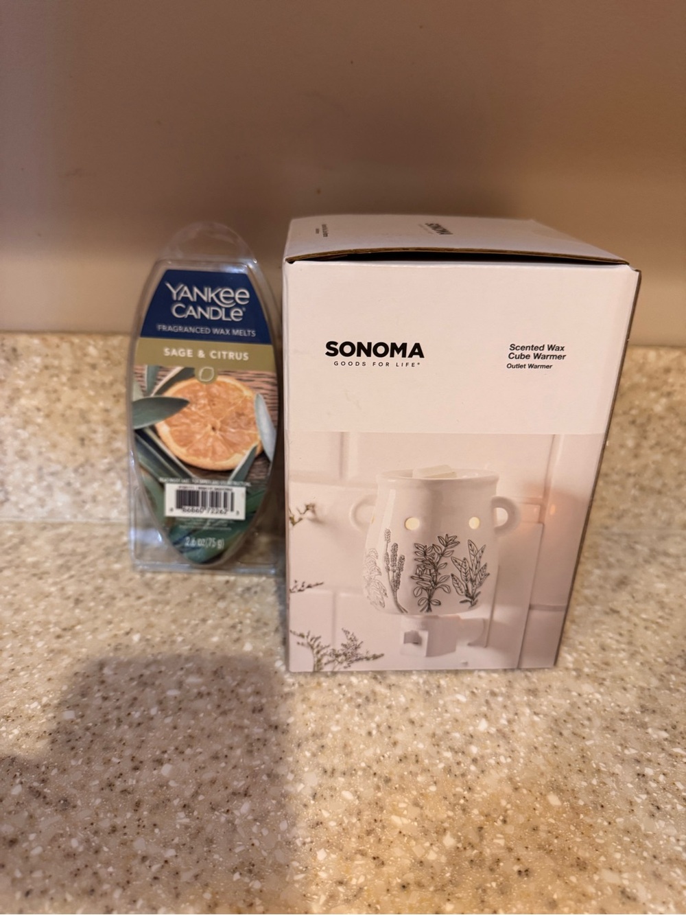 Sonoma White Ceramic Wall Wax Warmer w Botanical Print with Yankee Candle Melts